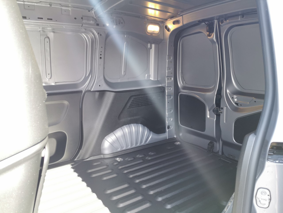 2026 Citroen Berlingo - image 5