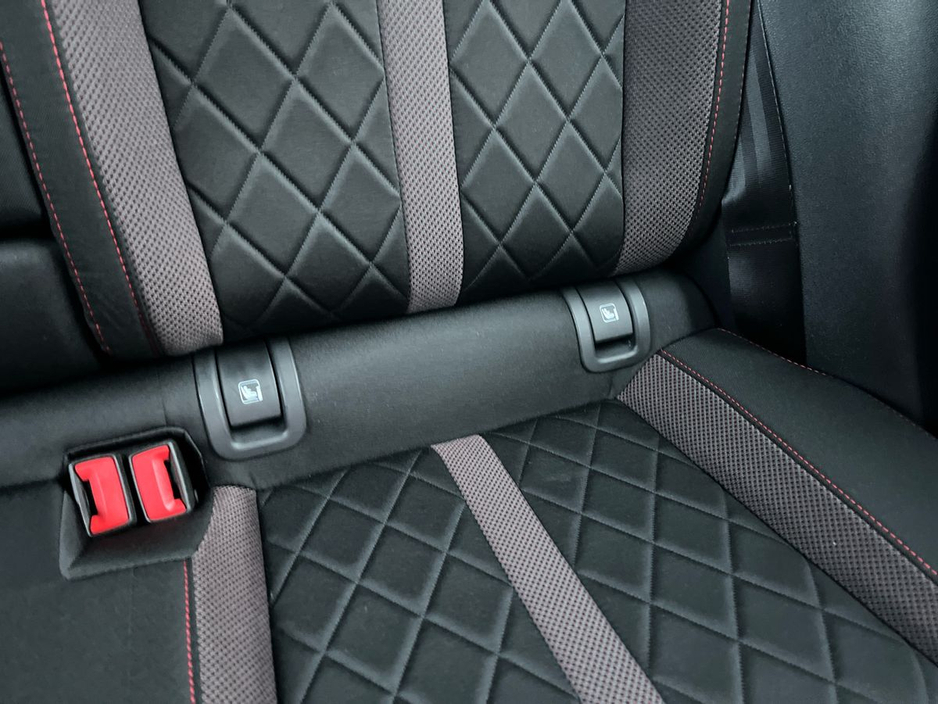 2024 Skoda Octavia - image 20