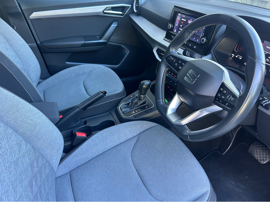 2023 SEAT Ibiza - image 9