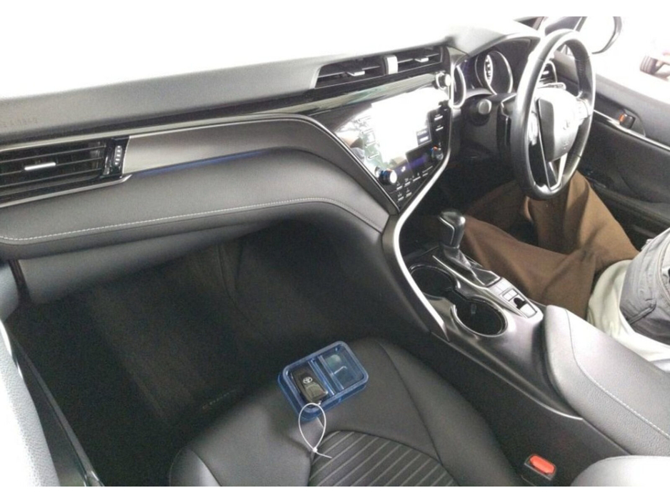 2020 Toyota Camry 2.5 Camry Hybrid €26,950