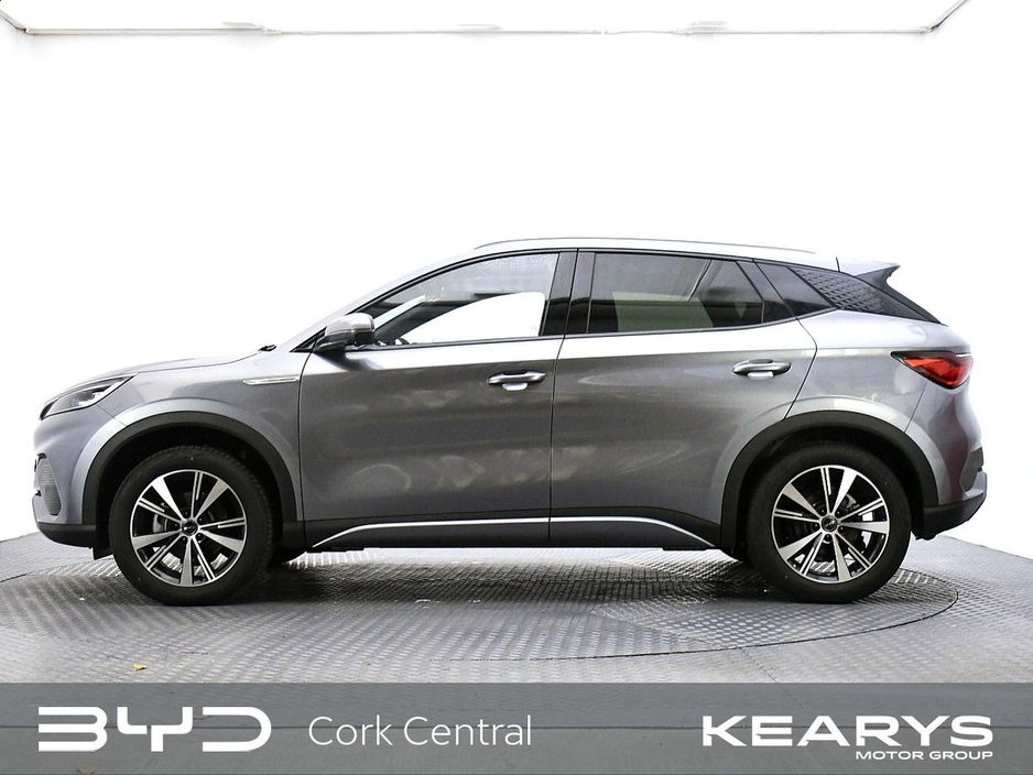 2024 BYD ATTO 3 - image 3