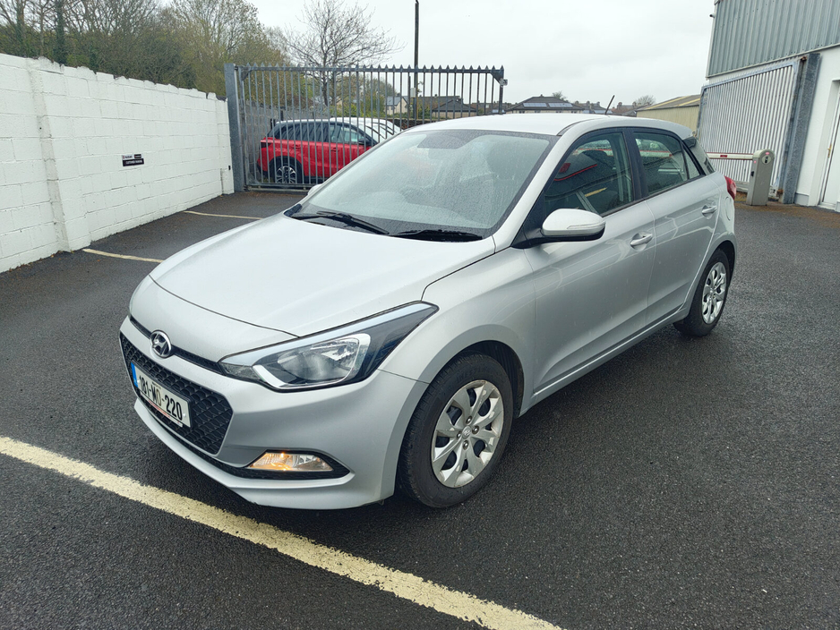 2018 Hyundai i20 - image 4