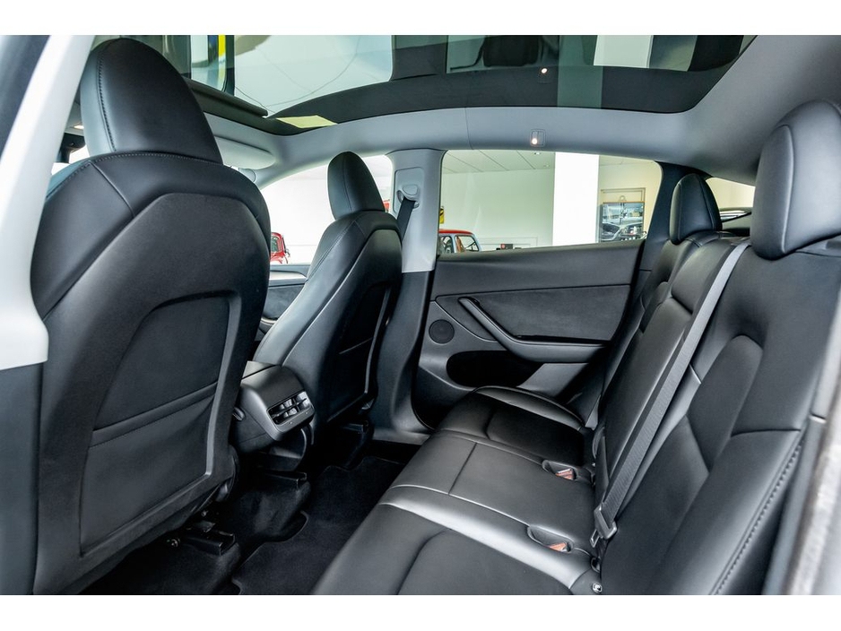 2022 Tesla Model Y E Long Range AWD €29,899