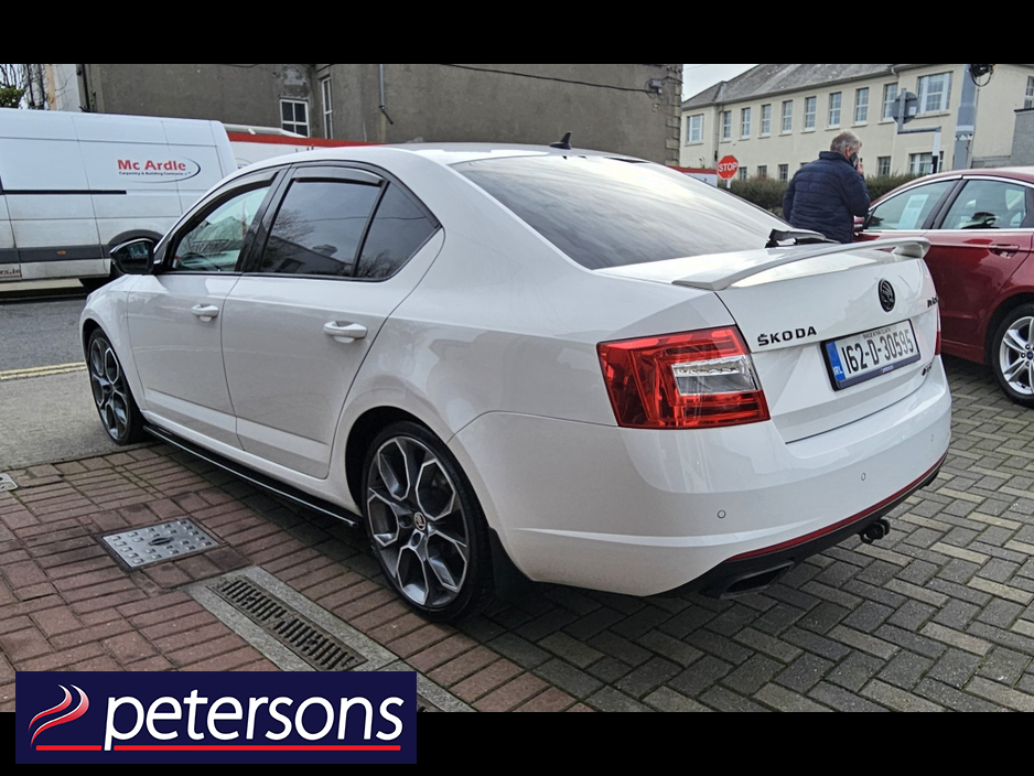 2016 Skoda Octavia - image 6