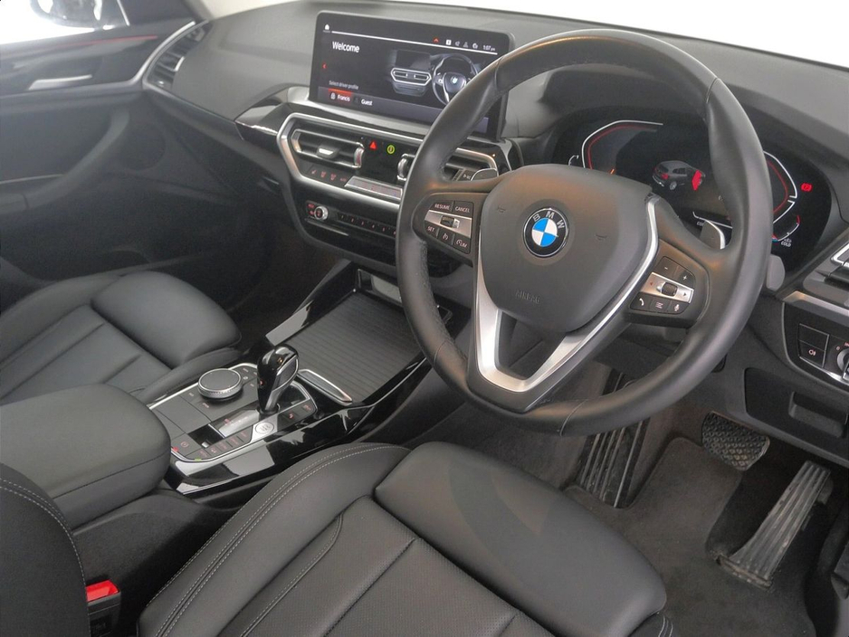2023 BMW X3 - image 6