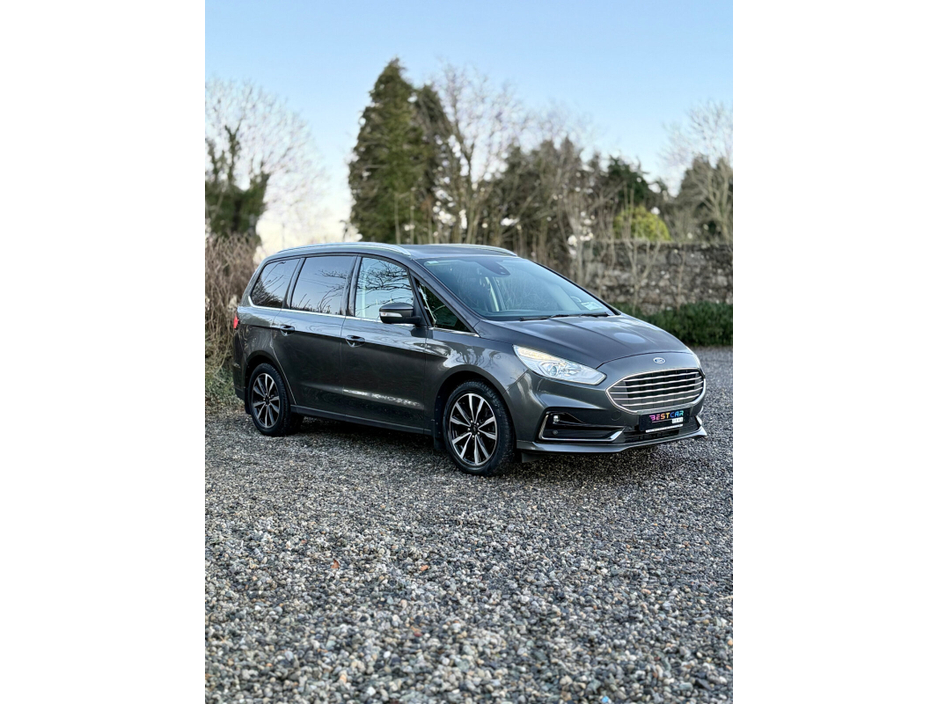 2021 Ford Galaxy - image 3