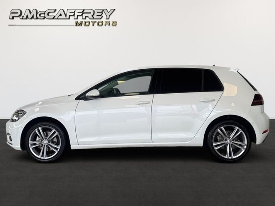 2019 Volkswagen Golf - image 8