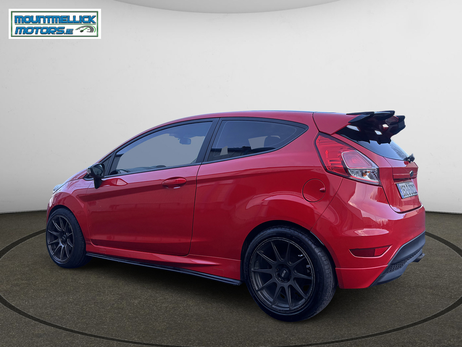 2015 Ford Fiesta BLACK EDITION 1.0 125PS M5 2DR €9,650