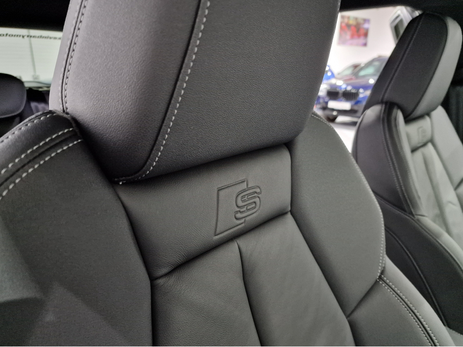 2024 Audi Q4 e-tron 45 S LINE (TECH PACK / 82KWH BATTERY) 282BHP AUTOMATIC **ONE OWNER / APPLE CARPLAY / ADAPTIVE CRUISE CONTROL / FULL LEATHER / SONOS PREMIUM SOUND / SAT NAV / REVERSE CAMERA / WIRELESS PHONE CHARGING** €43,900