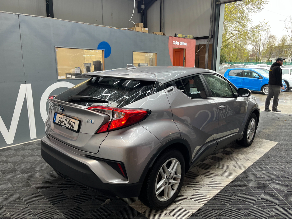 2020 Toyota C-HR - image 2