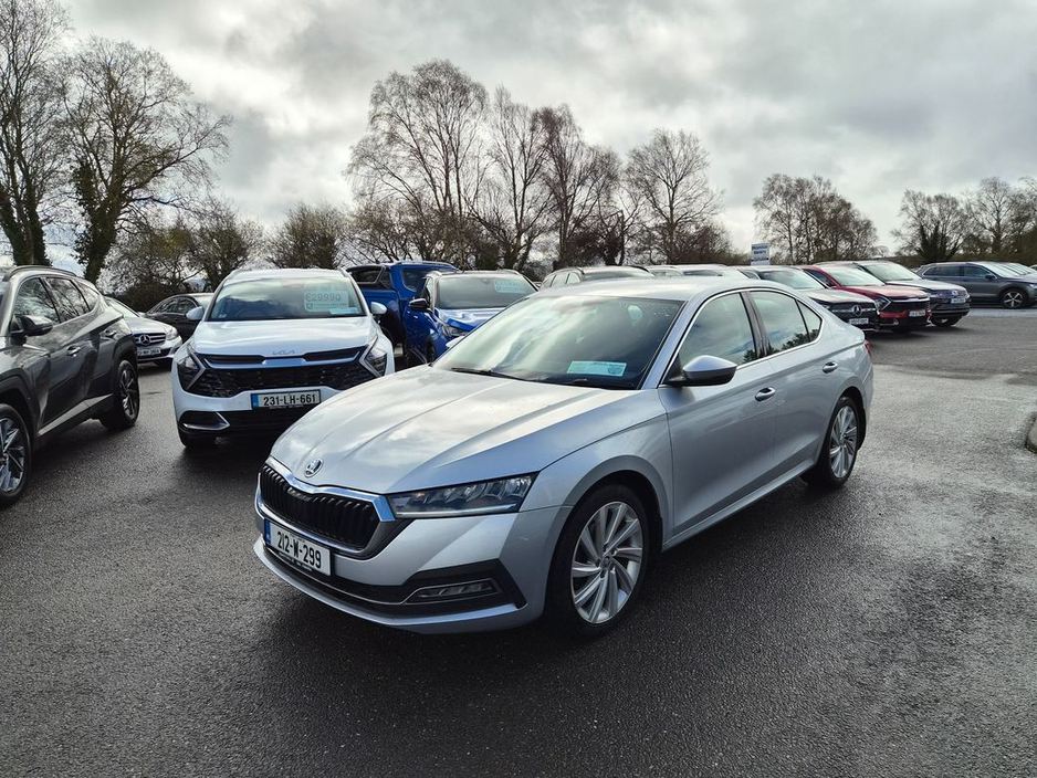 2021 Skoda Octavia - image 5