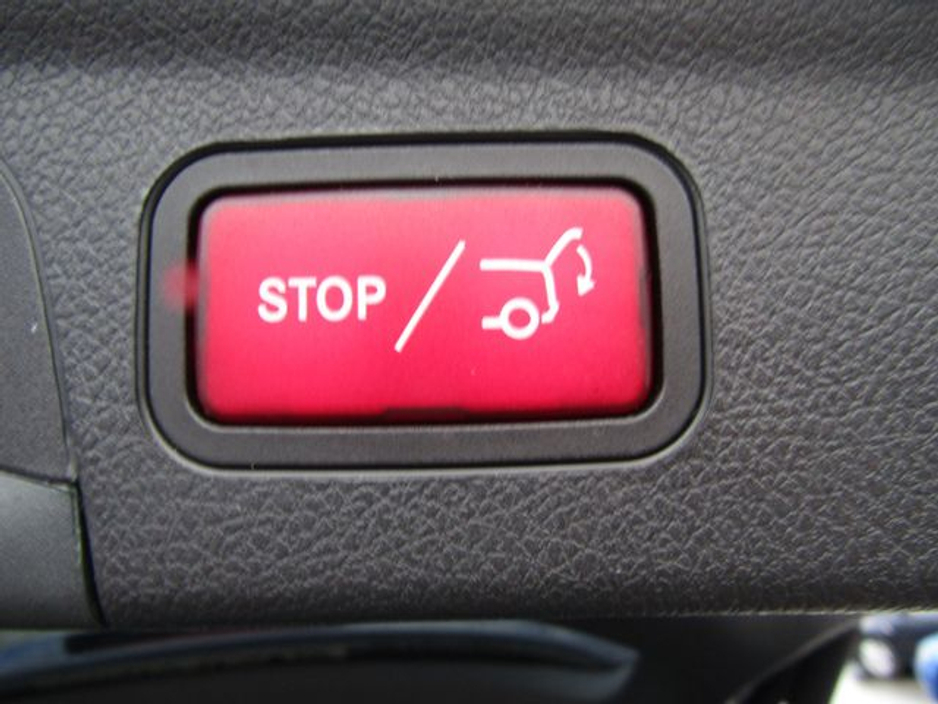 2022 Mercedes-Benz GLE Class - image 43