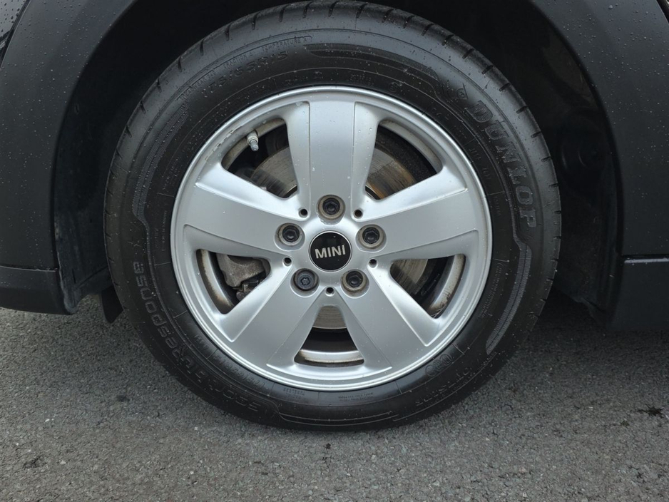 2023 MINI Hatch - image 10