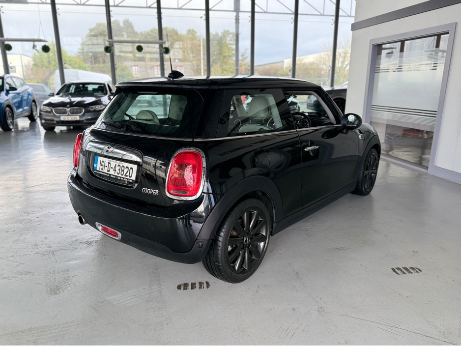 2015 MINI Hatch 1.5 3DR COOPER €9,950