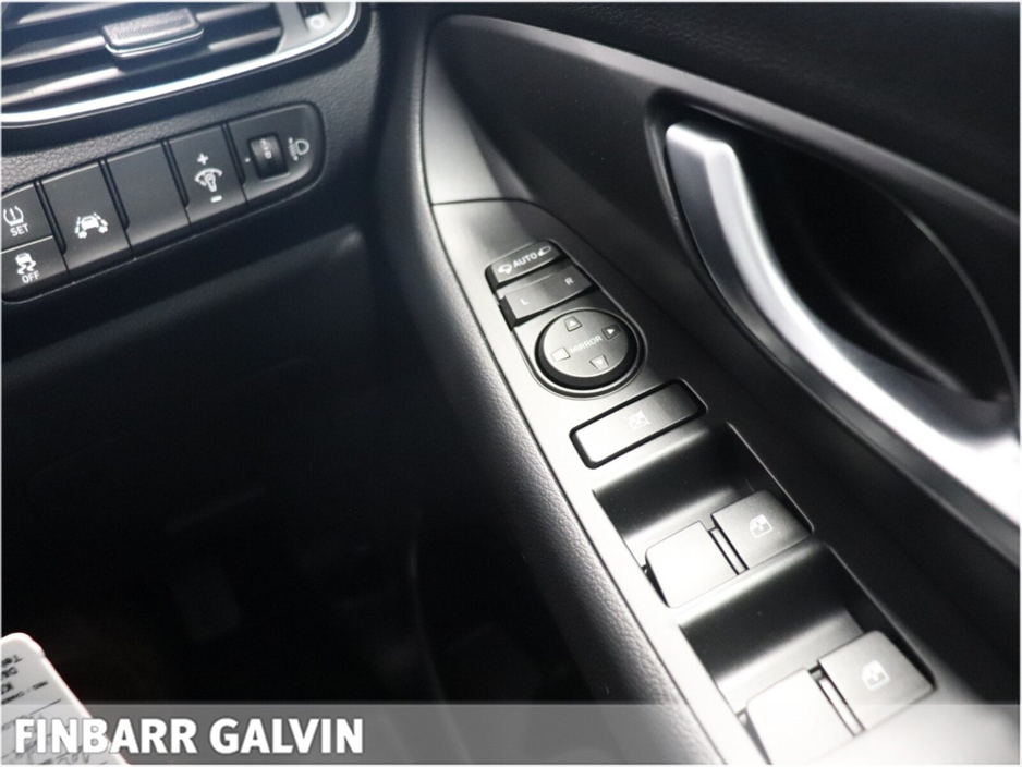 2020 Hyundai i30 - image 19