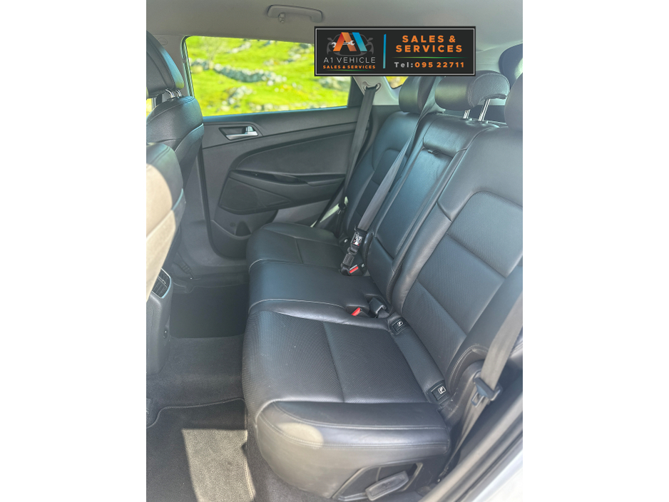 2018 Hyundai Tucson - image 2