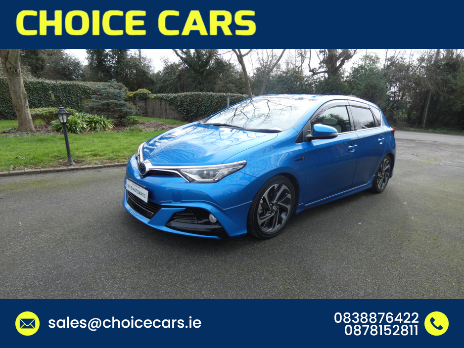 2016 Toyota Auris - image 2