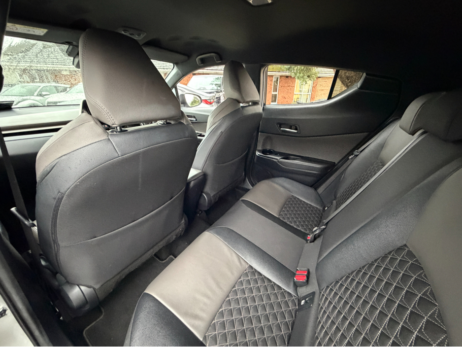 2023 Toyota C-HR HYBRID. .. #12 MONTH WARRANTY INCLUDED# .. FINANCE AVAILABLE €22,750