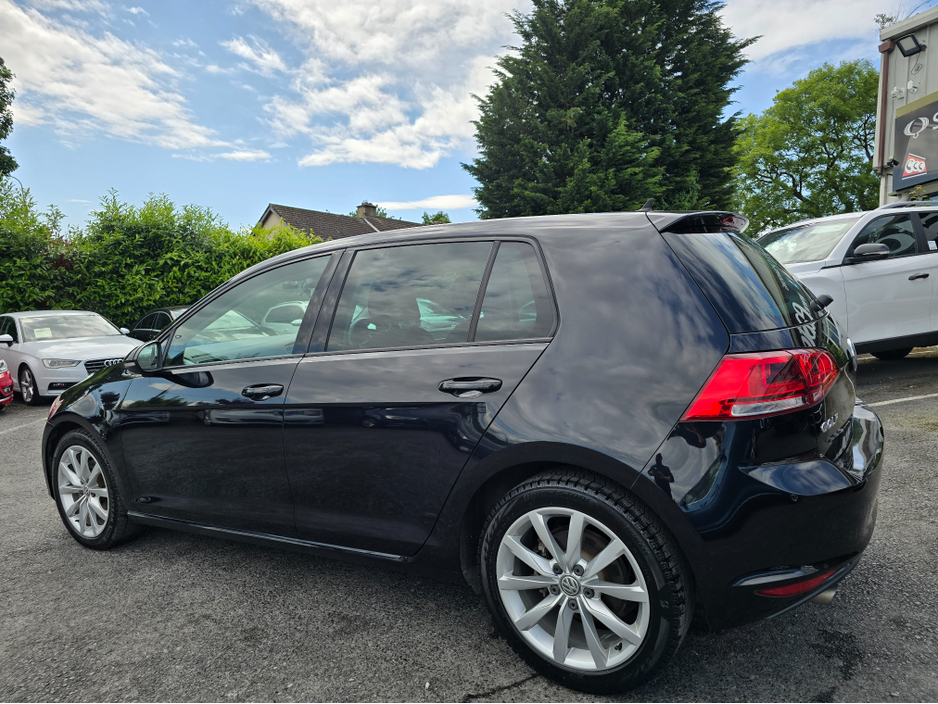 2015 Volkswagen Golf 1.4 TSI HI SPEC HIGHLINE EDITION * ALCANTARA SEATS * REV CAMERA - BLIND SPOT - REAR TRAFFIC ASSIST - SIMI DEALER -  BLUEMOTION €15,450