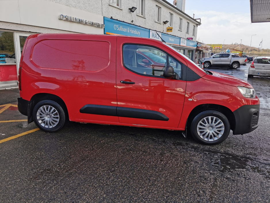 2019 Citroen Berlingo - image 18