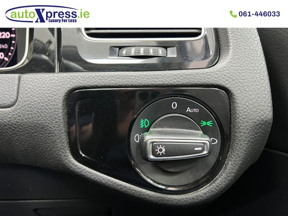 2019 Volkswagen Golf - image 23