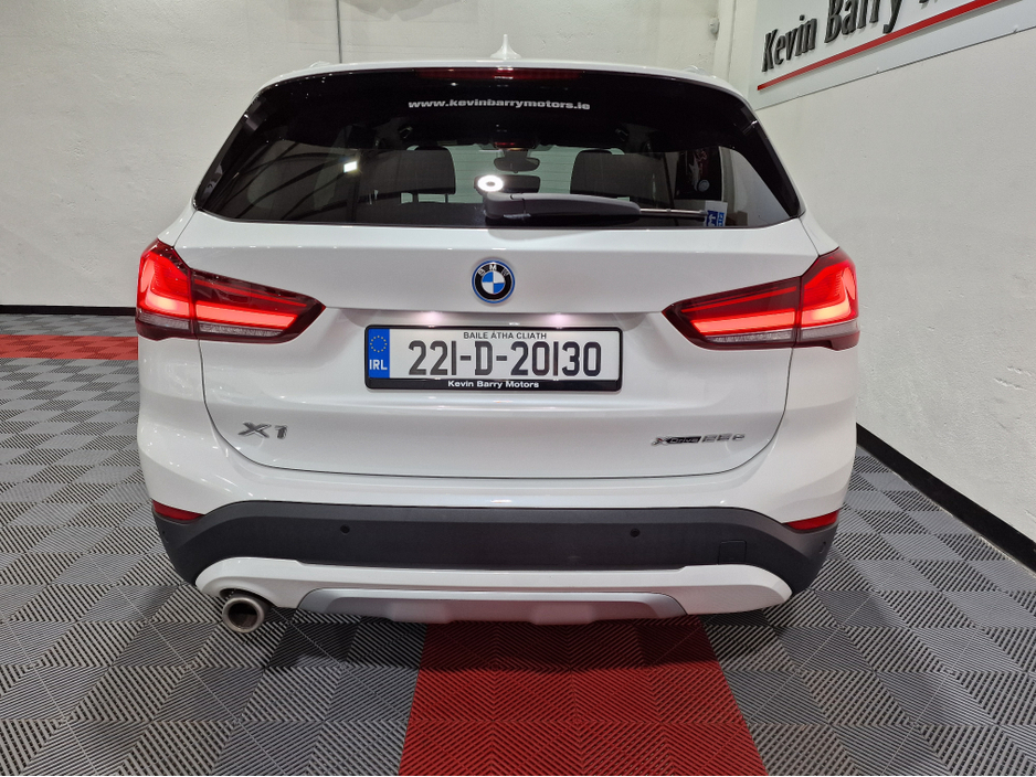 2022 BMW X1 - image 3