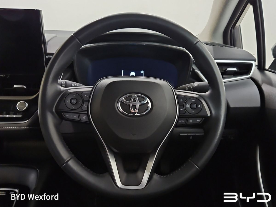 2023 Toyota Corolla - image 19