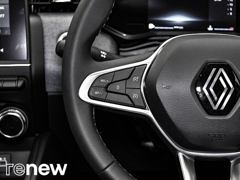 2025 Renault Clio - image 19