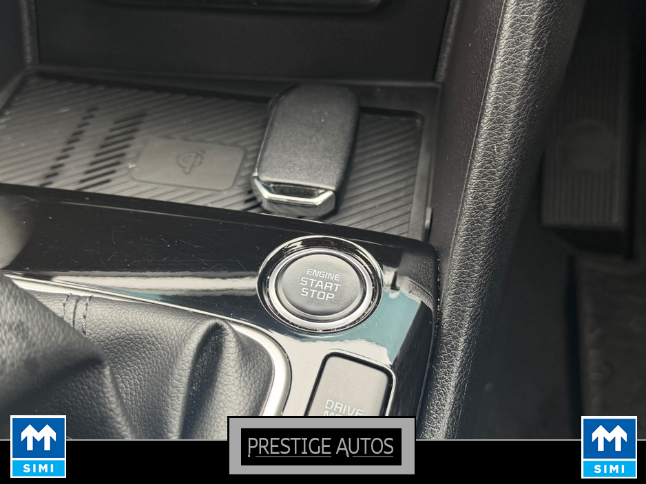 2025 Kia Sportage - image 24