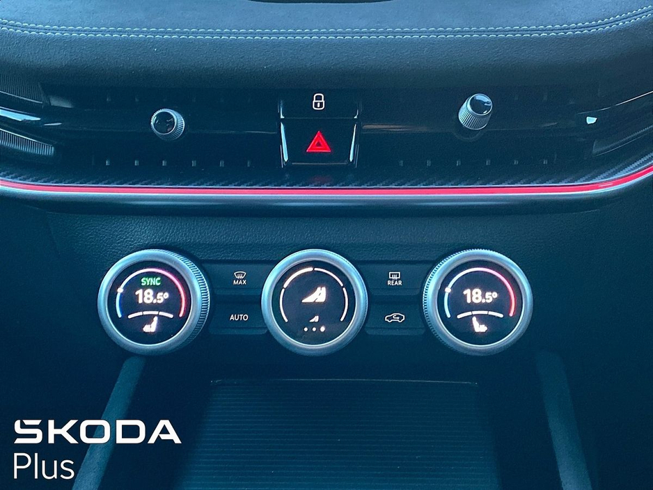 2025 Skoda Superb - image 14