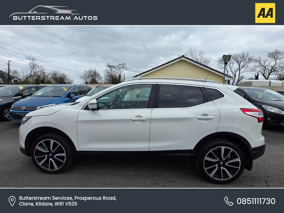 2015 Nissan Qashqai - image 6