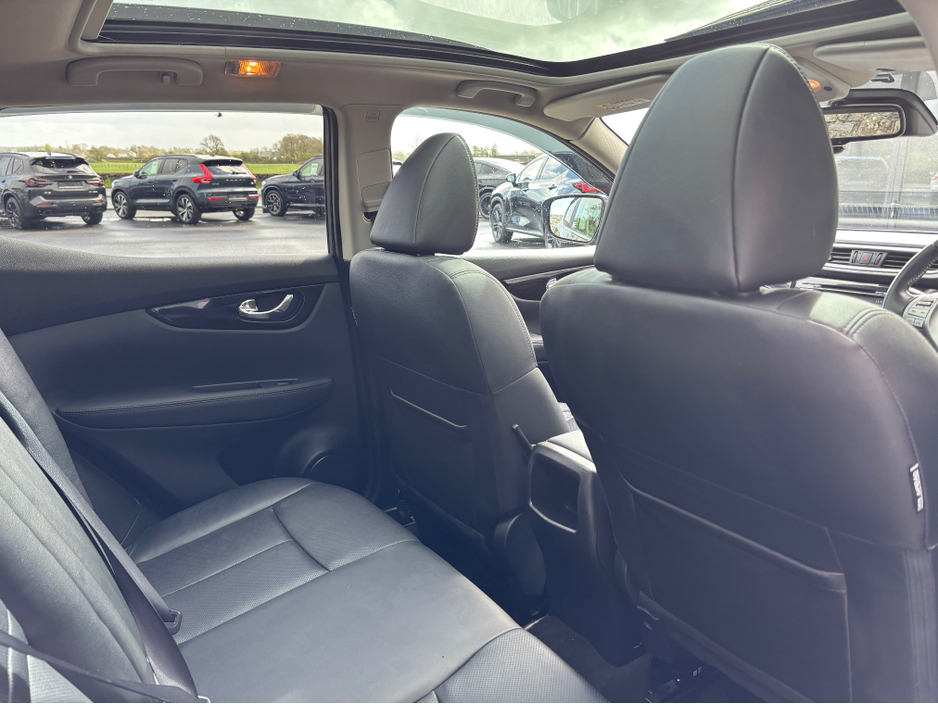 2016 Nissan Qashqai - image 16