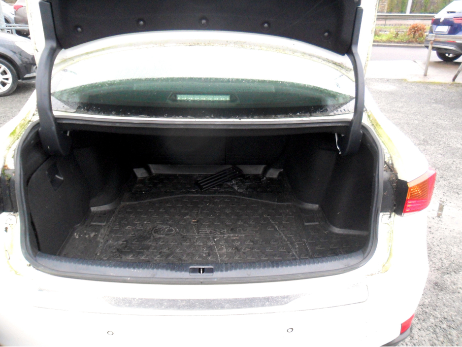 2019 Lexus IS 300 h 300 H 2.5 EXECUTIVE EDITION E-CVT 4DR AUTO.....NCT 02/27 €25,995