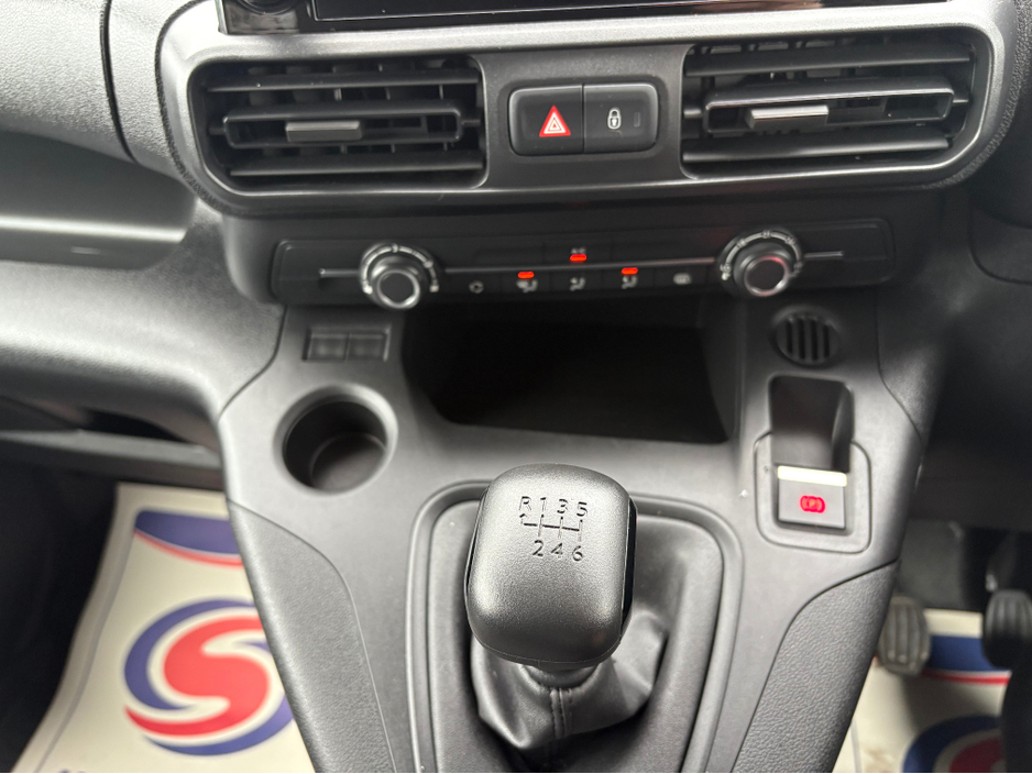 2023 Citroen Berlingo 100BHP ENTERPRISE MODEL 6 SPEED AS NEW CONDITION €17,950