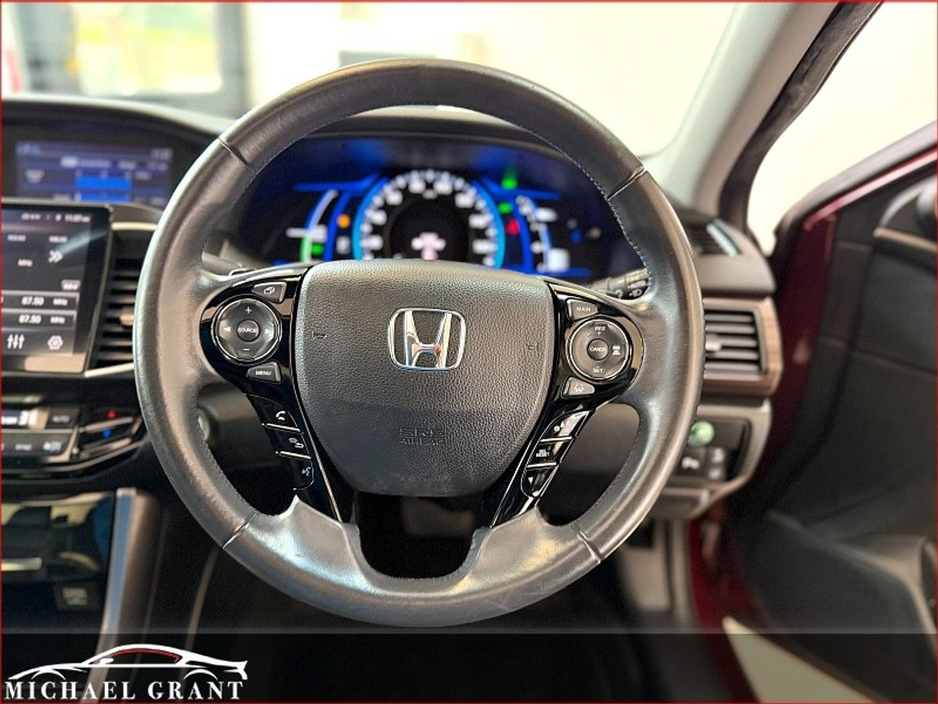 2016 Honda Accord - image 21