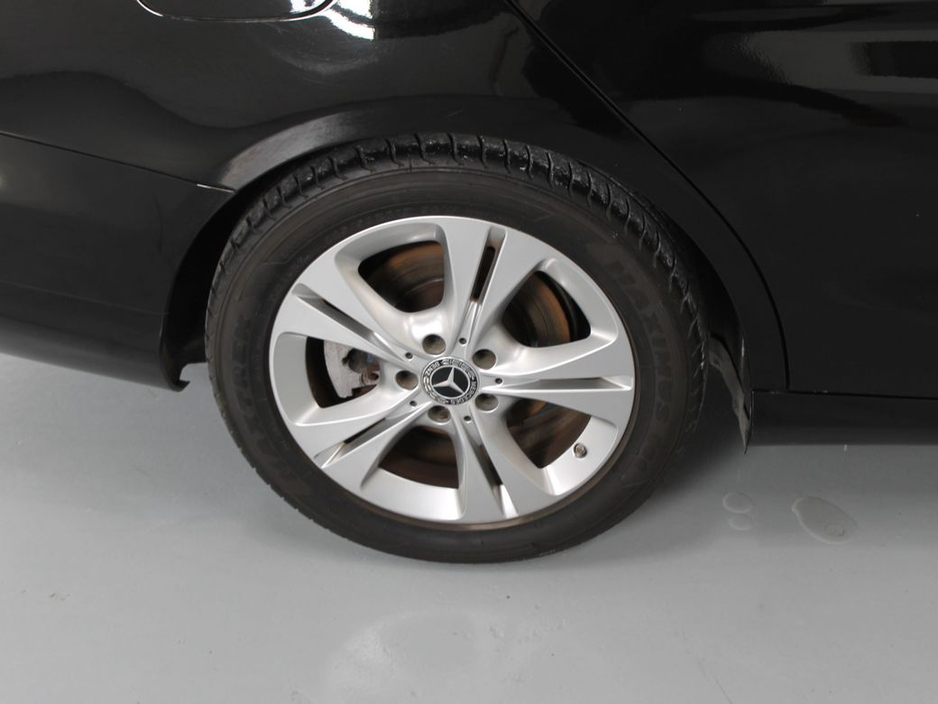 2018 Mercedes-Benz C Class - image 28