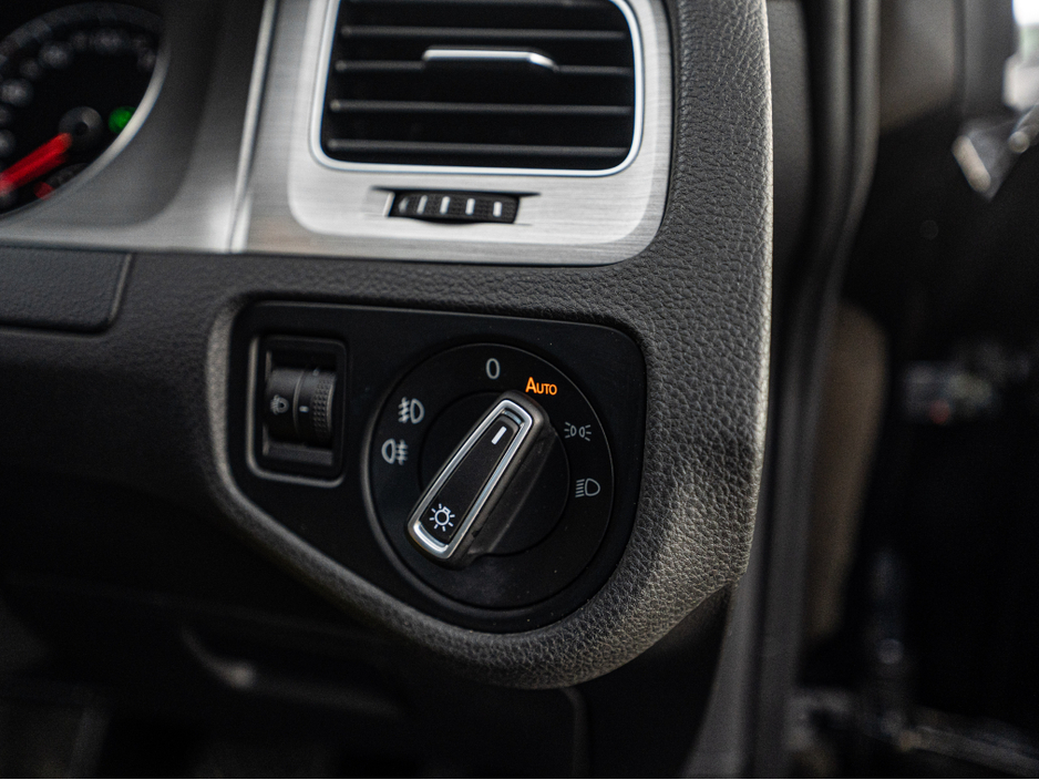 2015 Volkswagen Golf 2015 VW Golf 1.6d Auto/FSH/New NCT/Warranty €11,888