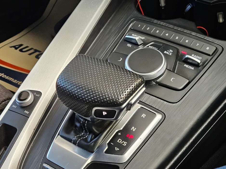 2019 Audi A4 - image 19