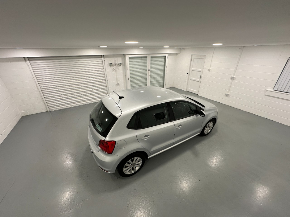 2016 Volkswagen Polo - image 15