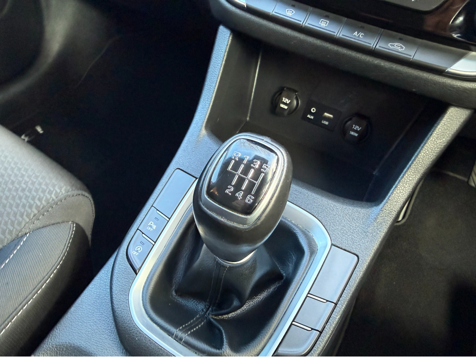 2017 Hyundai i30 - image 16