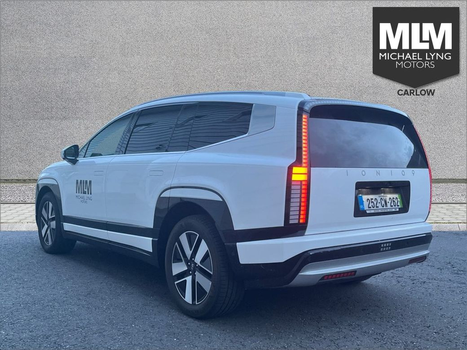2025 Hyundai Ioniq 9 RWD standard (Long Range) Platinum €71,995