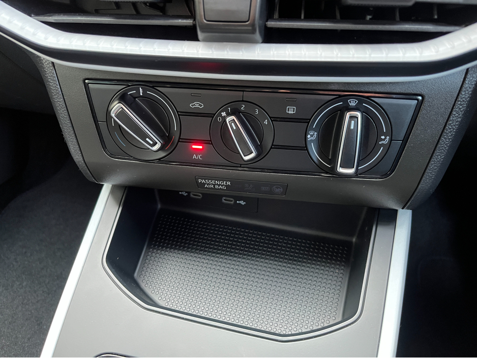 2023 SEAT Arona - image 16