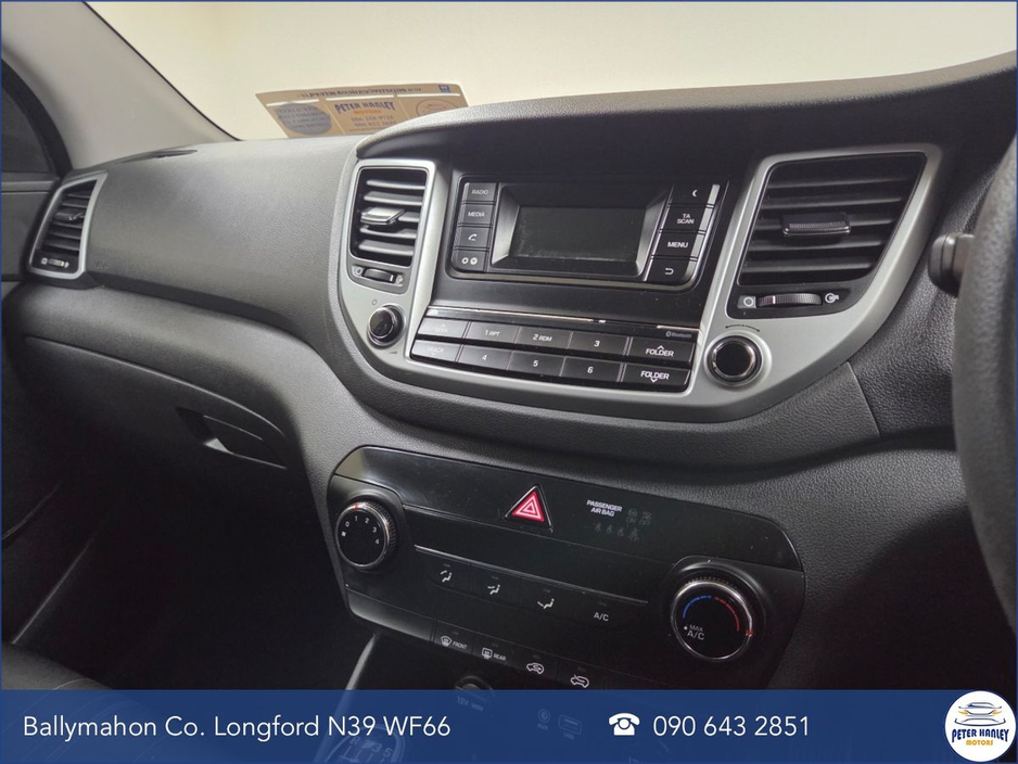 2017 Hyundai Tucson - image 17