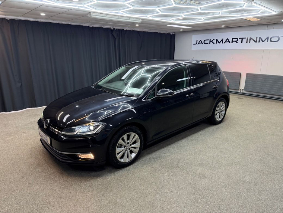 2017 Volkswagen Golf - image 5