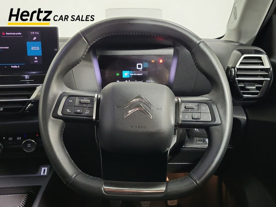 2023 Citroen C4 - image 14