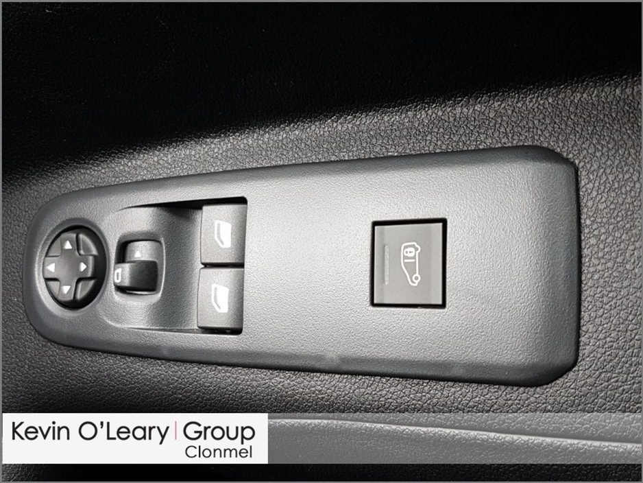 2026 Opel Combo COMBO 19 KOMF L1H1-1.5 100BHP D €20,995