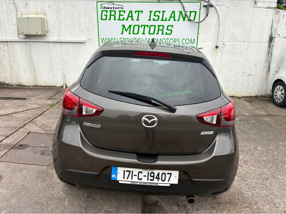 2017 Mazda Demio - image 2