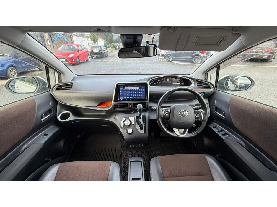 2019 Toyota Sienta  €15,950