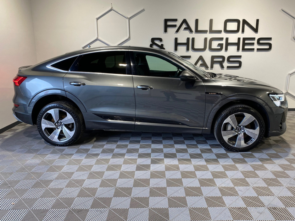 2021 Audi e-tron - image 4