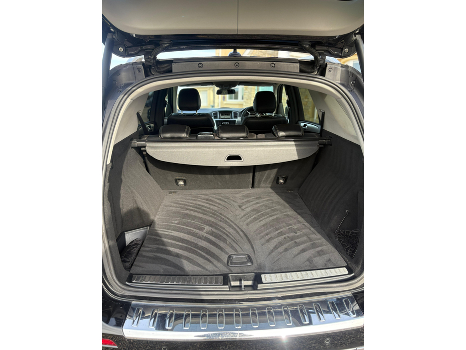 2014 Mercedes-Benz M Class - image 9